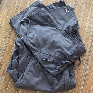 Scrub Pants and top set maternity